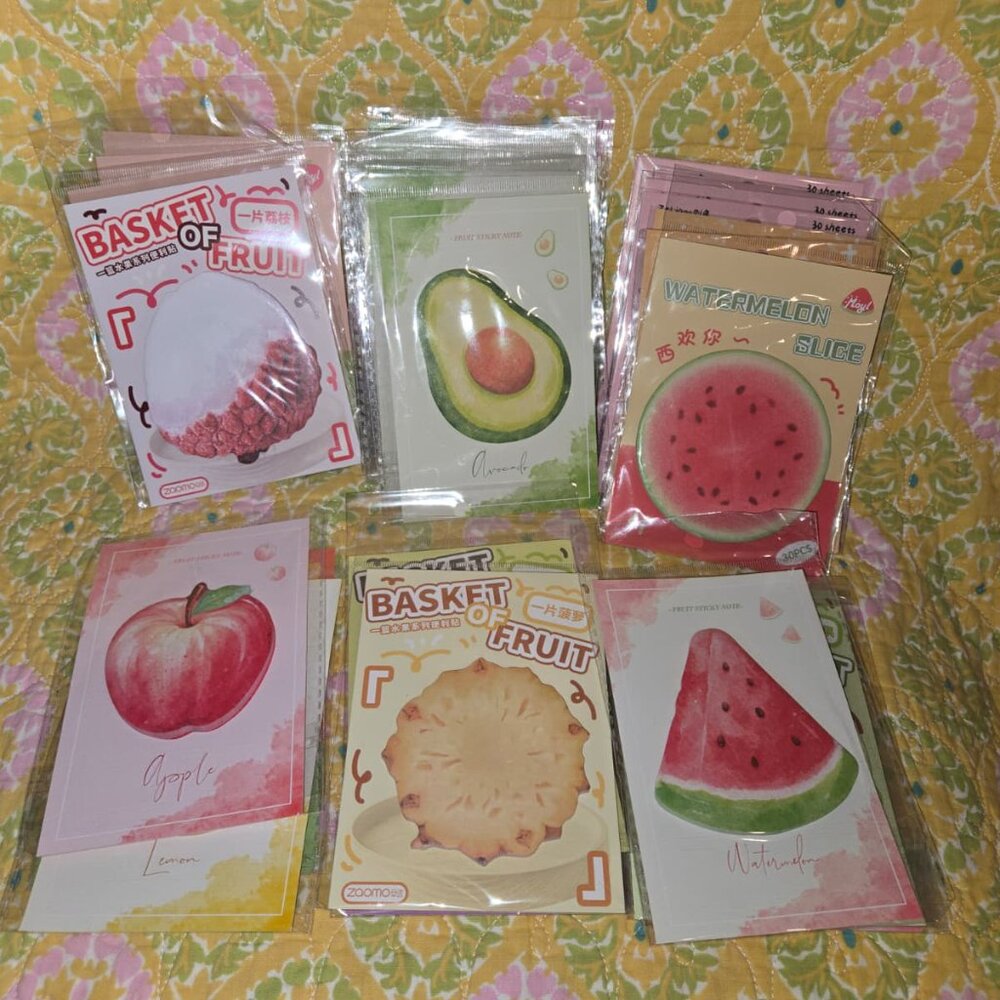 Stationery bundle - Picture 3 of 6